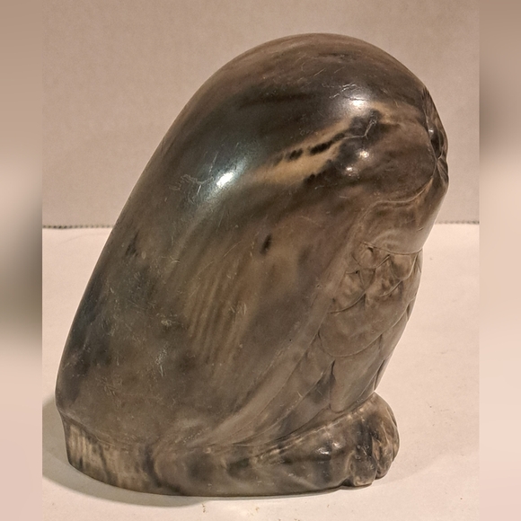VIntage Owl Figurine Soapstone Thorn Arts Nanalmo BC Canada Arctic Art. Signed. - Picture 3 of 10